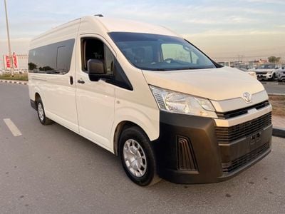 Toyota Hiace Commuter 3.5L M/T