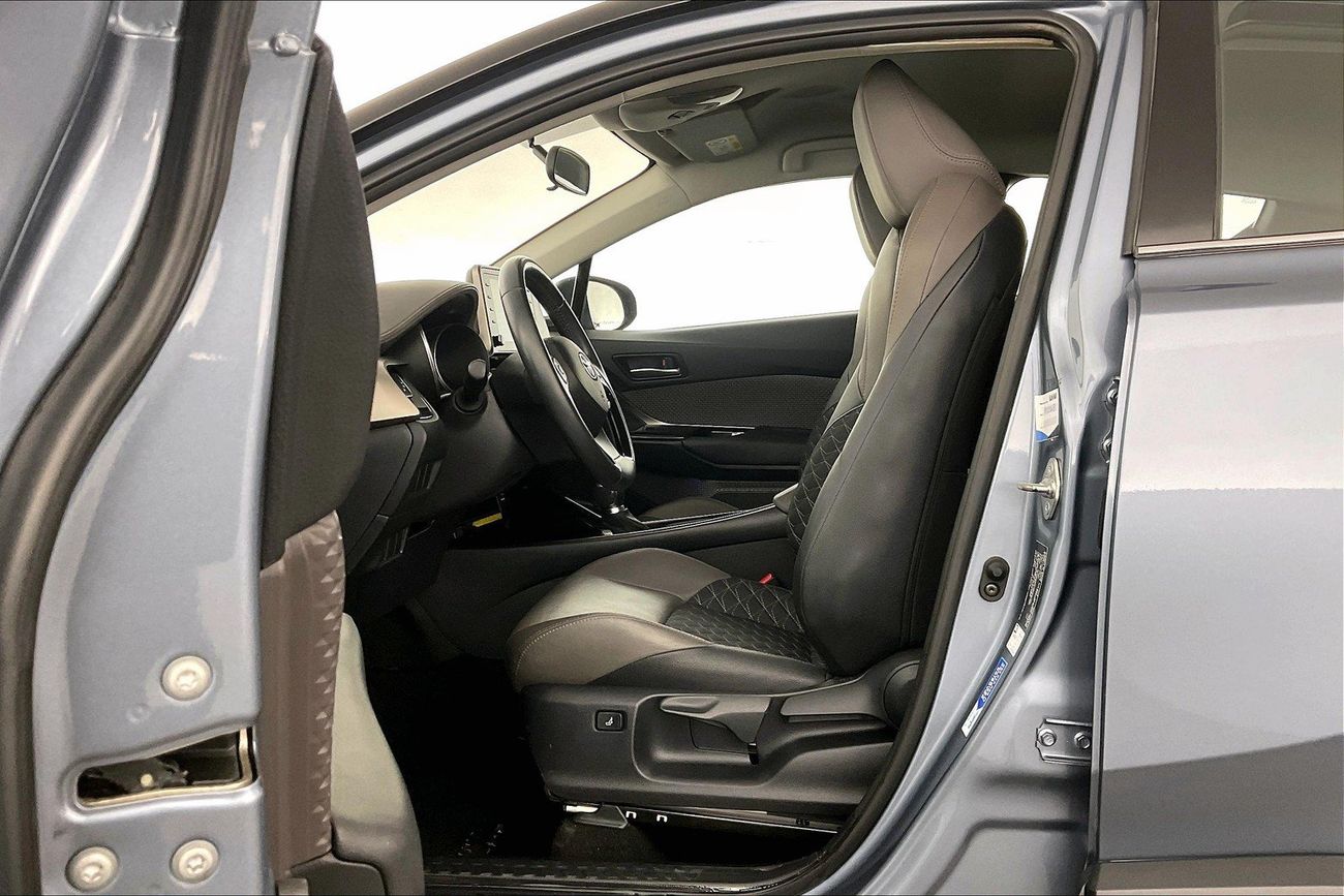 تويوتا CHR VX | شامل الضمان | 0 ﺪﻔﻋﺓ ﺃﻮﻟﻯ