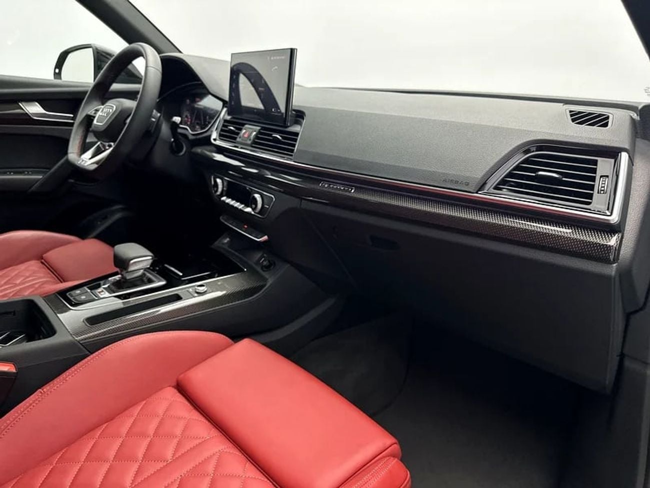 Audi SQ5 SUV TFSI 354hp (Ref# 02946)