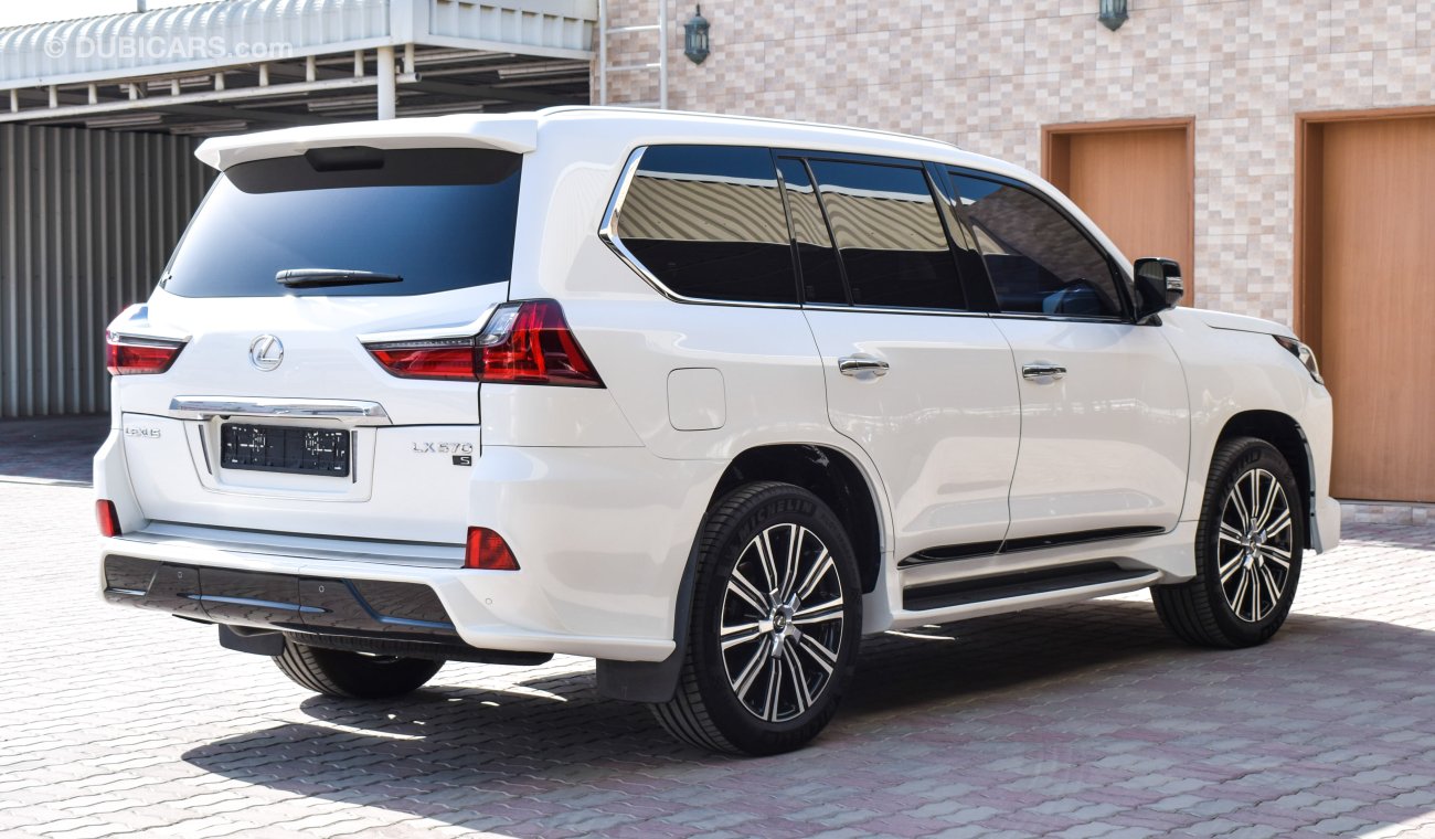 Lexus LX570 S