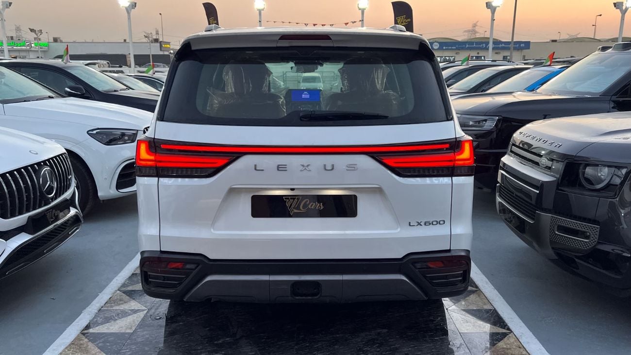 Lexus LX 600 VIP 3.5L LEXUS LX 600h VIP BRAND NEW 3.5L TWIN TURBO