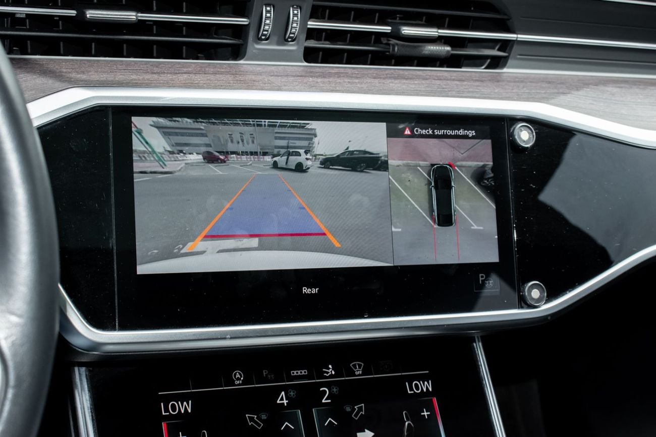 أودي A7 55 TFSI quattro S-Line 3.0L