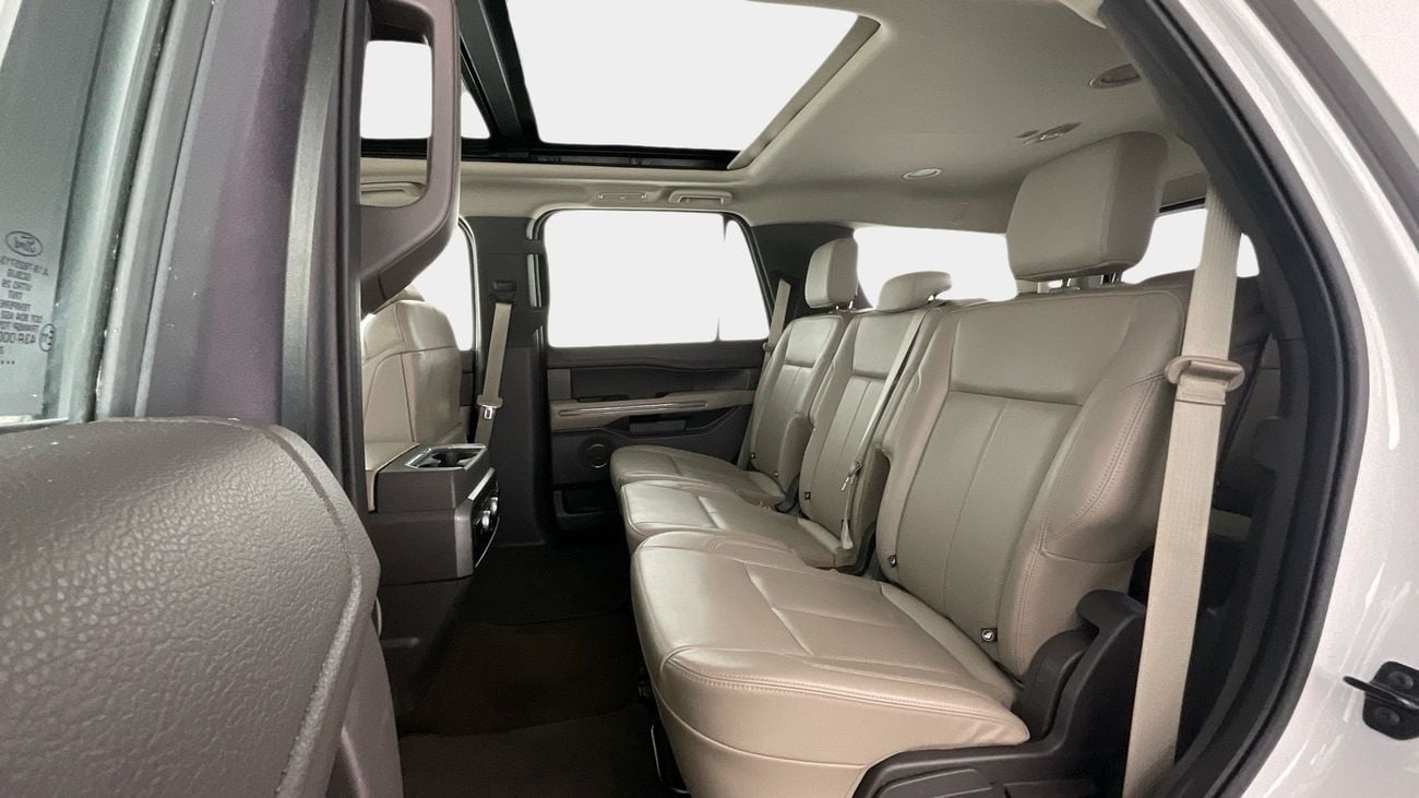 Ford Expedition XLT Premium | upto AED 20,000 Ramadan Discount | Guaranteed Warranty | 0 Down Payment