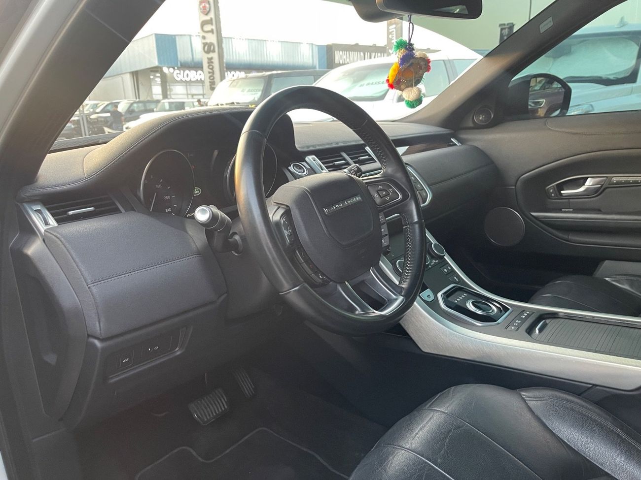 Land Rover Range Rover Evoque Dynamic 2.0L (5 Door)