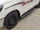 تويوتا هيلوكس STD 2.0L 4x2