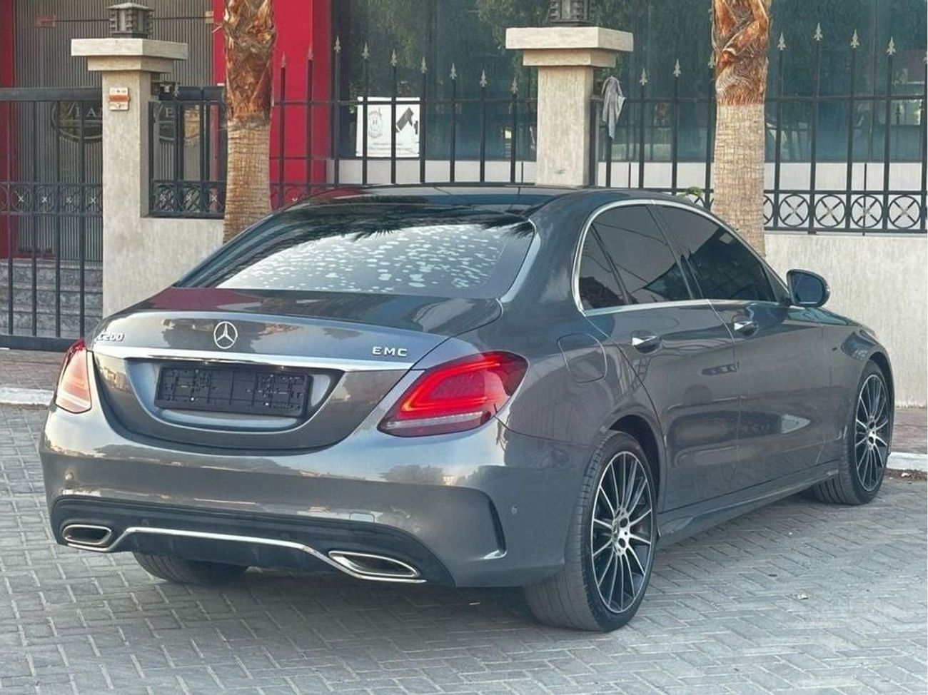 مرسيدس بنز C 200