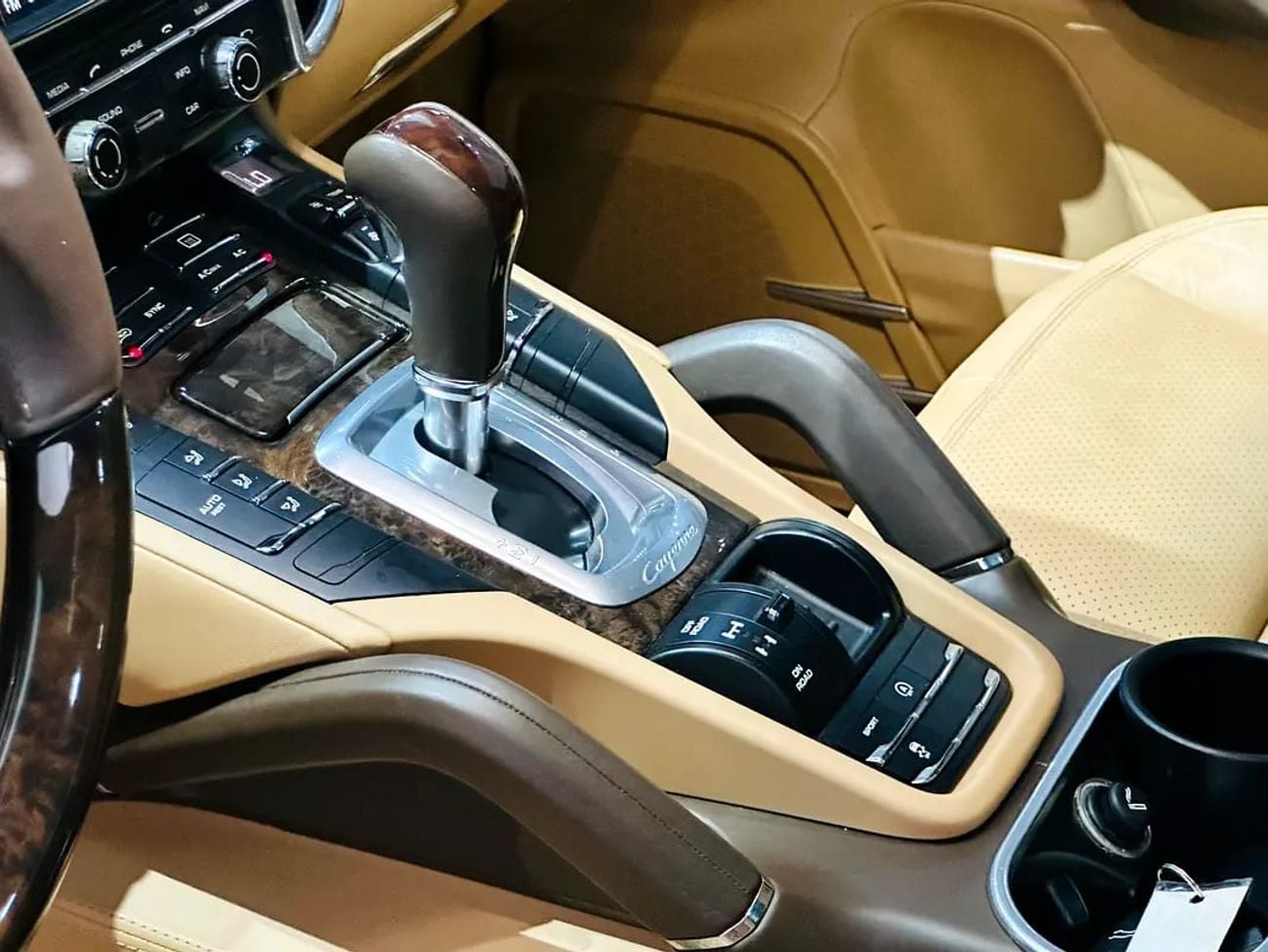 Porsche Cayenne STANDARD