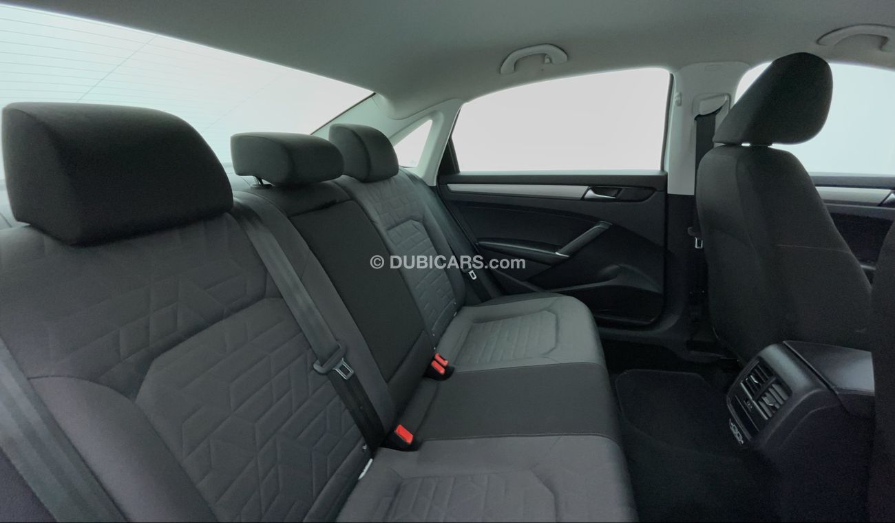 Volkswagen Passat HIGHLINE 2.5 | Under Warranty | Inspected on 150+ parameters