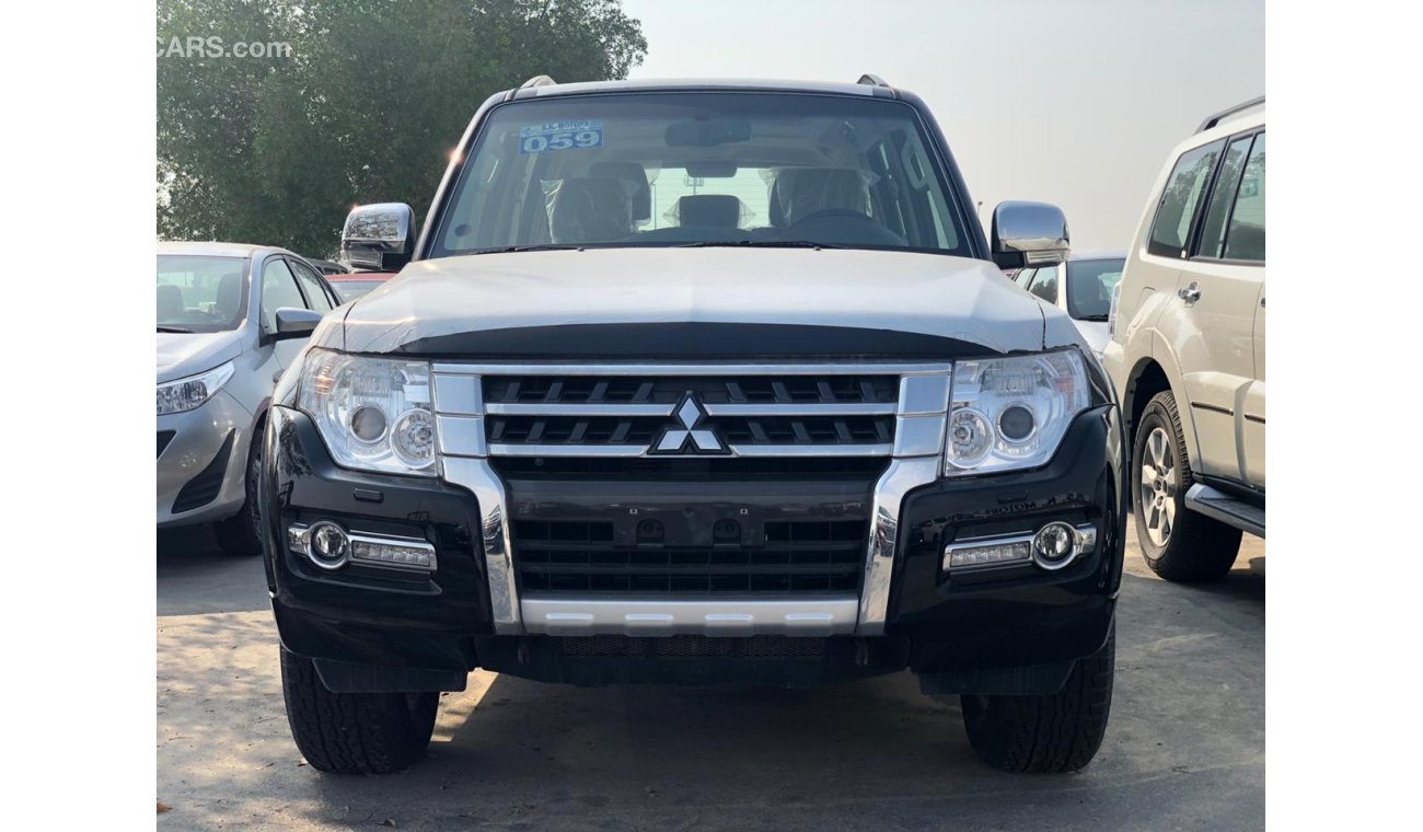 Mitsubishi Pajero GLS 3.5L, 4WD, Leather Seats, Power Seats, Alloy Rims 17'', DVD+Rear Camera, Back Sensors,CODE-MPFF3