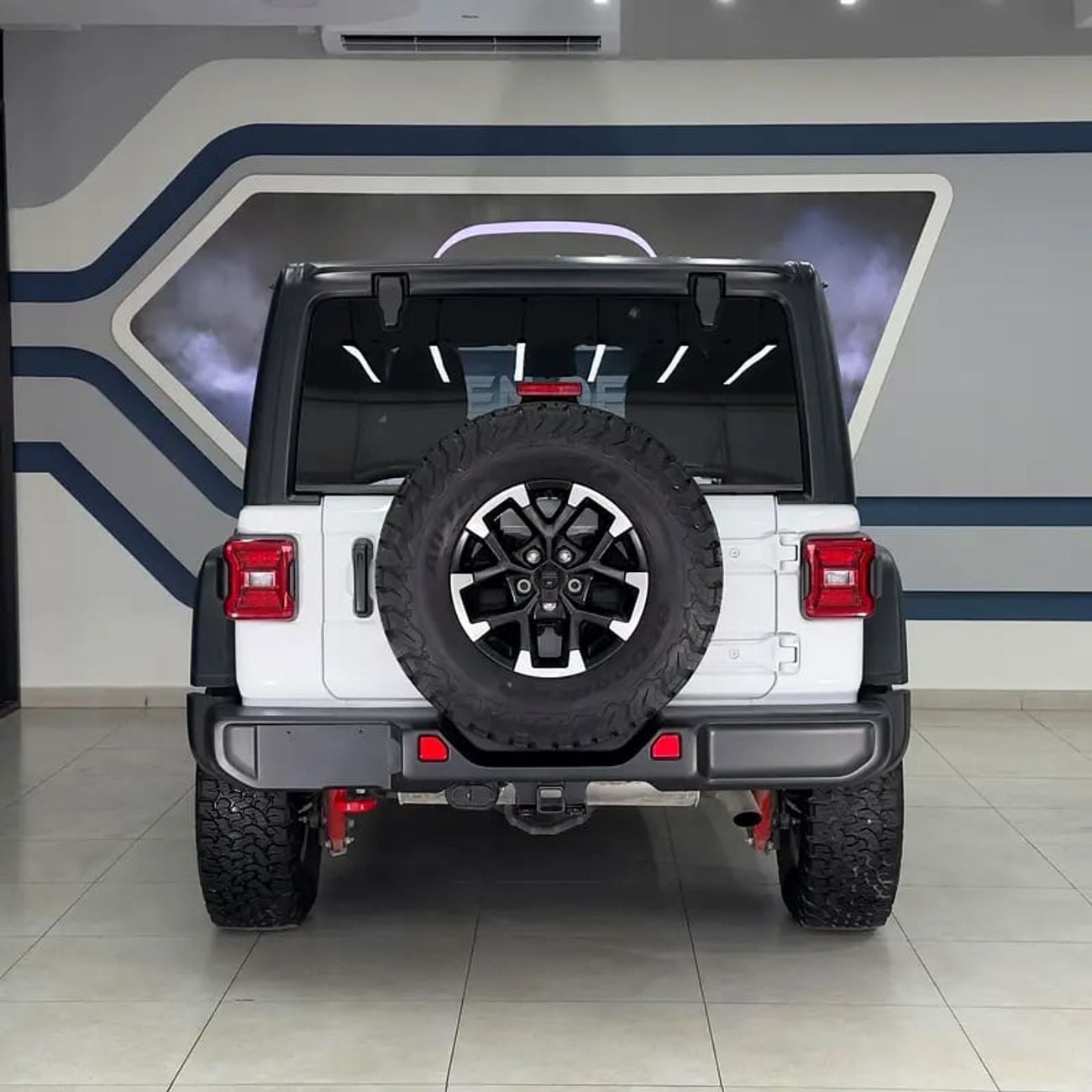 جيب رانجلر أنليميتد Rubicon 2.0L A/T (5 Seater) Rubicon V4