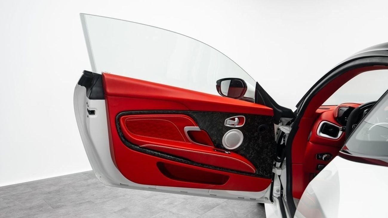 Aston Martin DBS Superleggera 5.2L Superleggera - 2019 - GCC Specs