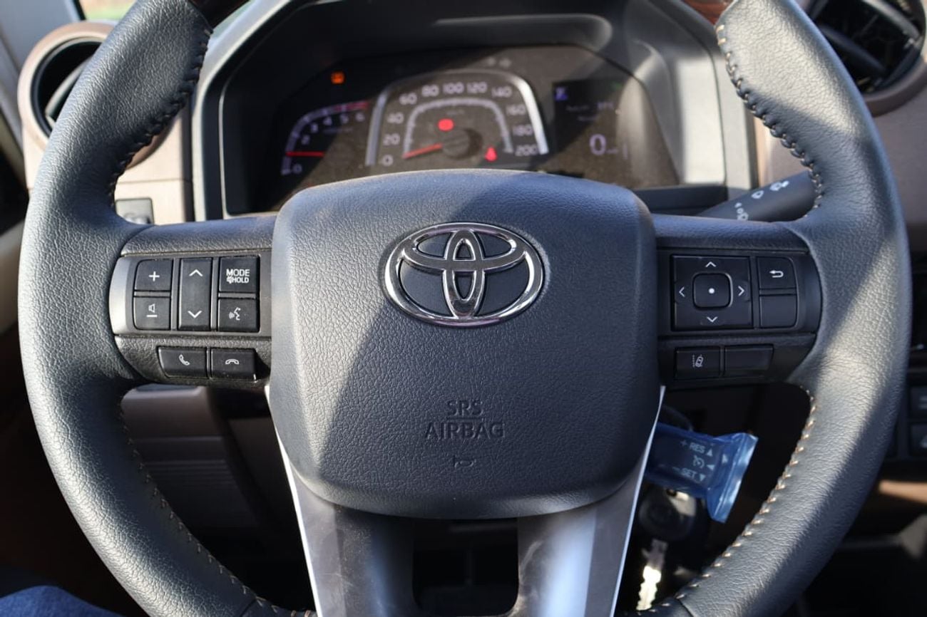 تويوتا لاند كروزر بيك أب 70 TOYOTA LC79 SINGLE CAB 2.8L DIESEL AT 2026 FULL OPTION