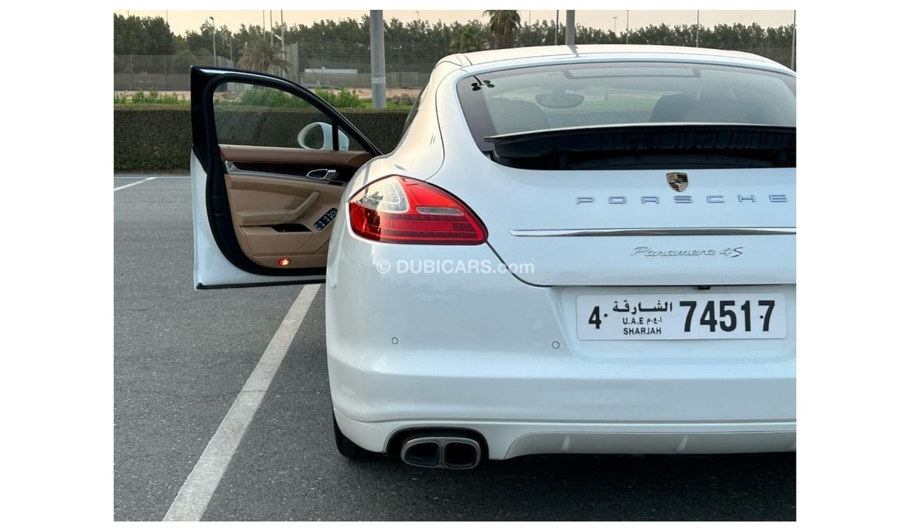 Porsche Panamera Panamera 4S 2013 GCC V8 Orginal paint // Accident free // Perfect condition
