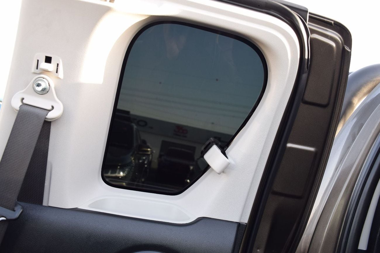 Toyota Hilux GR SPORT 4X4 DIESEL 2.8L KING CAB (Export Only)