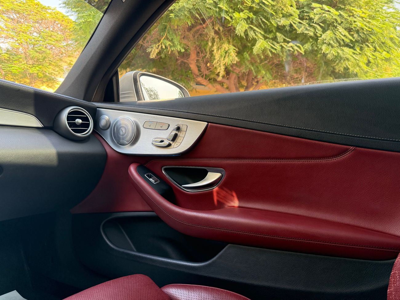 مرسيدس بنز C 300