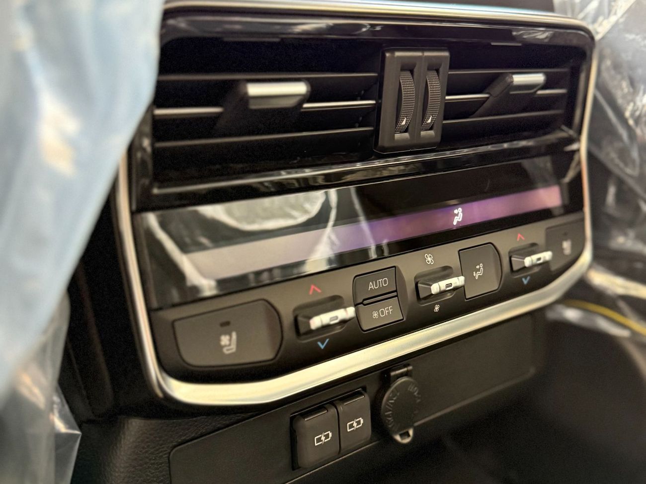 Toyota Land Cruiser VX-high DIESEL 3.3 TWIN TURBO FULL **EXPORT ONLY**التصدير فقط خارج الخليج***