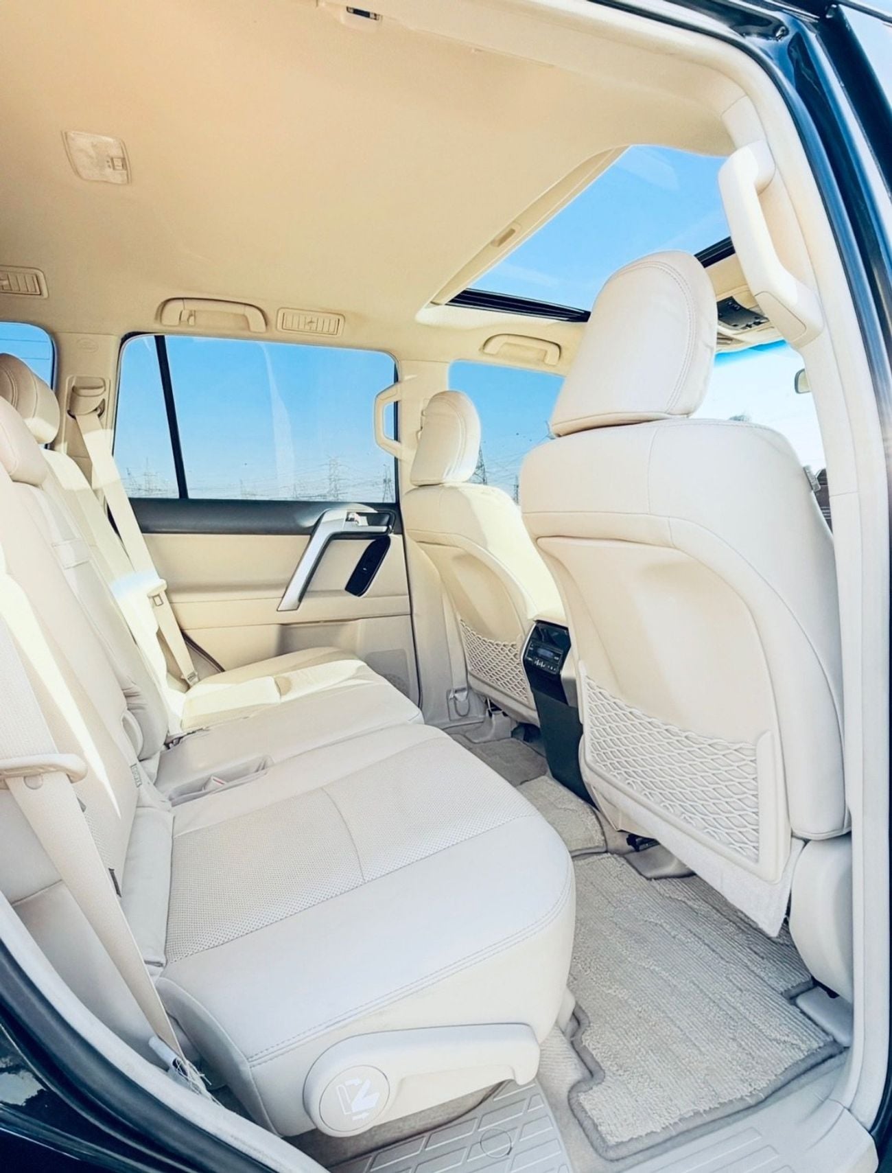 Toyota Prado VXR 4.0L 4WD Toyota Prdao VXR  full option V6 4.0 L Top the range