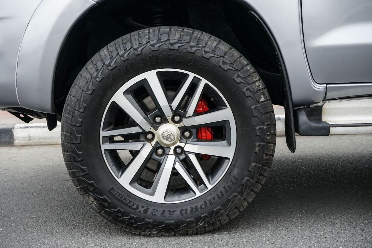 تويوتا هيلوكس