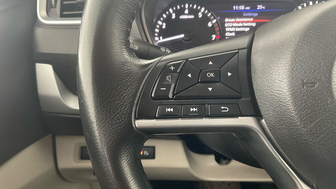 Nissan X Terra 2.5 4WD PLATINUM AUTO | Guaranteed Warranty | 0 Down Payment