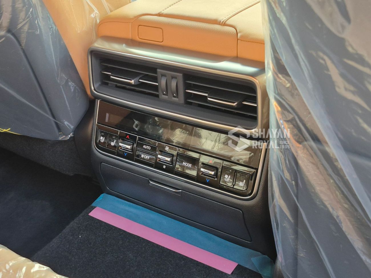 Lexus LX 700h TURBO SPORT 3.5L HYBRID V6 TT 7-SEATS 4WD AT 2025MY