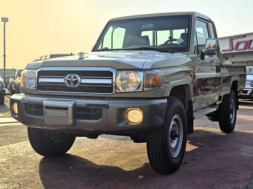 Toyota Land Cruiser Pick Up LX AC PWR OPT Toyota Land Cruiser PickUp S.C LX 4.0L M/T AWD Gcc Biege Color 2012 Model