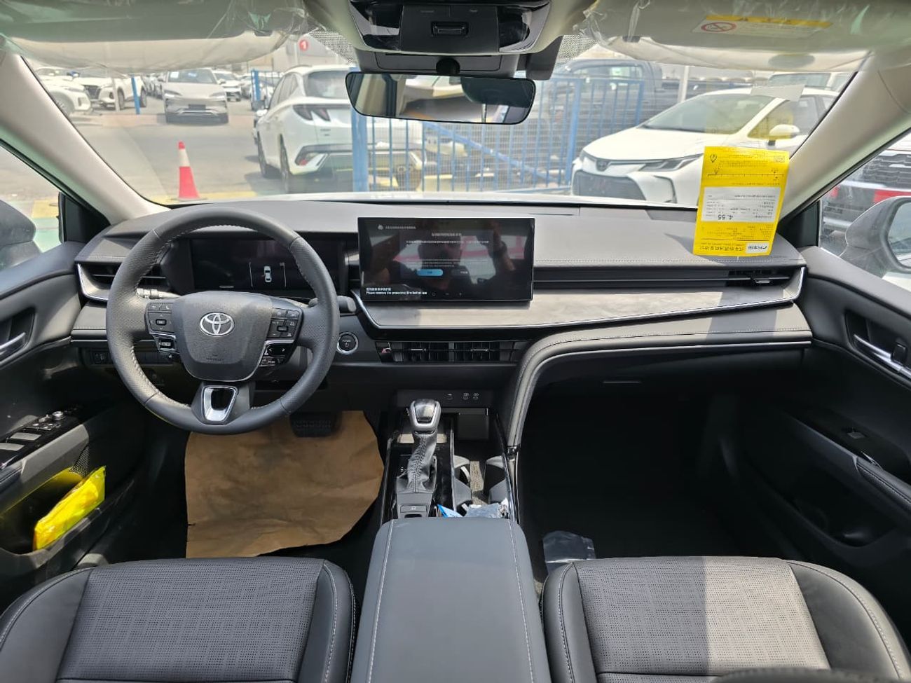 تويوتا كامري GLE 2.5L Hybrid