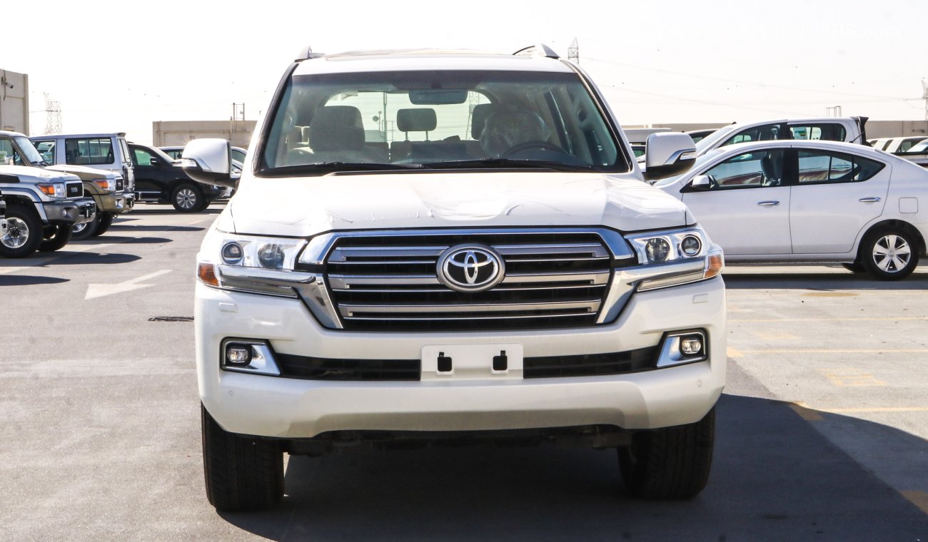 Toyota Land Cruiser GXR V8