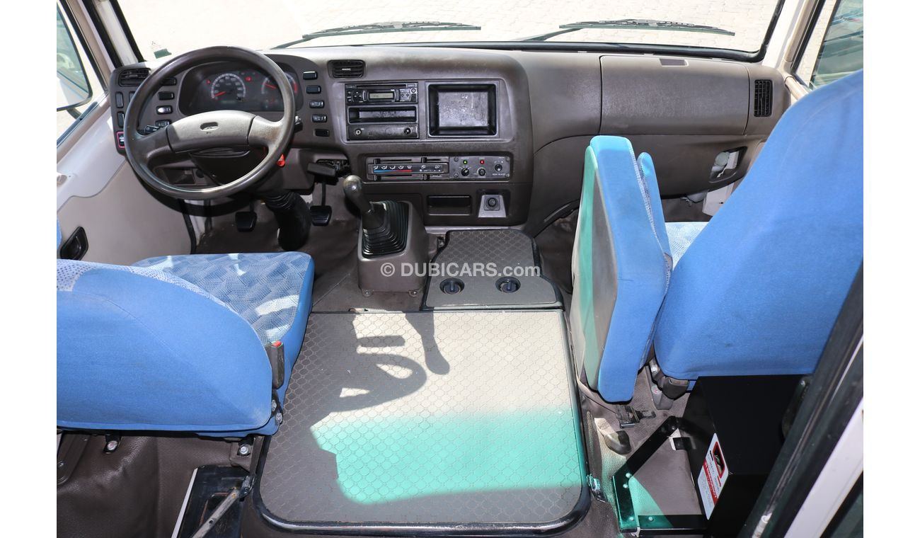 ميتسوبيشي روزا 34 SEATER BUS WITH GCC SPEC 2017