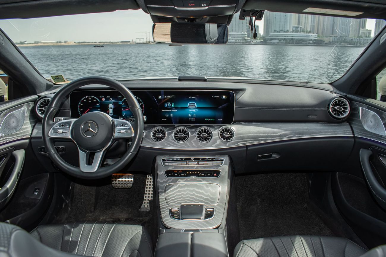 مرسيدس بنز CLS 450 Premium 3.0L (389 HP)