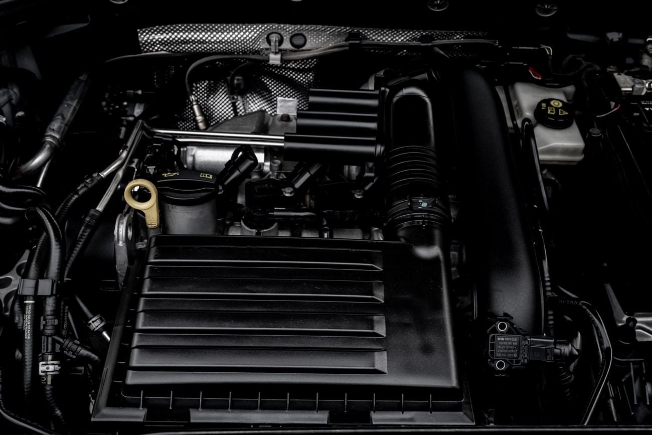 Volkswagen T ROC T-Roc Life | 1,273 P.M | 0% Downpayment | IMMACULATE!