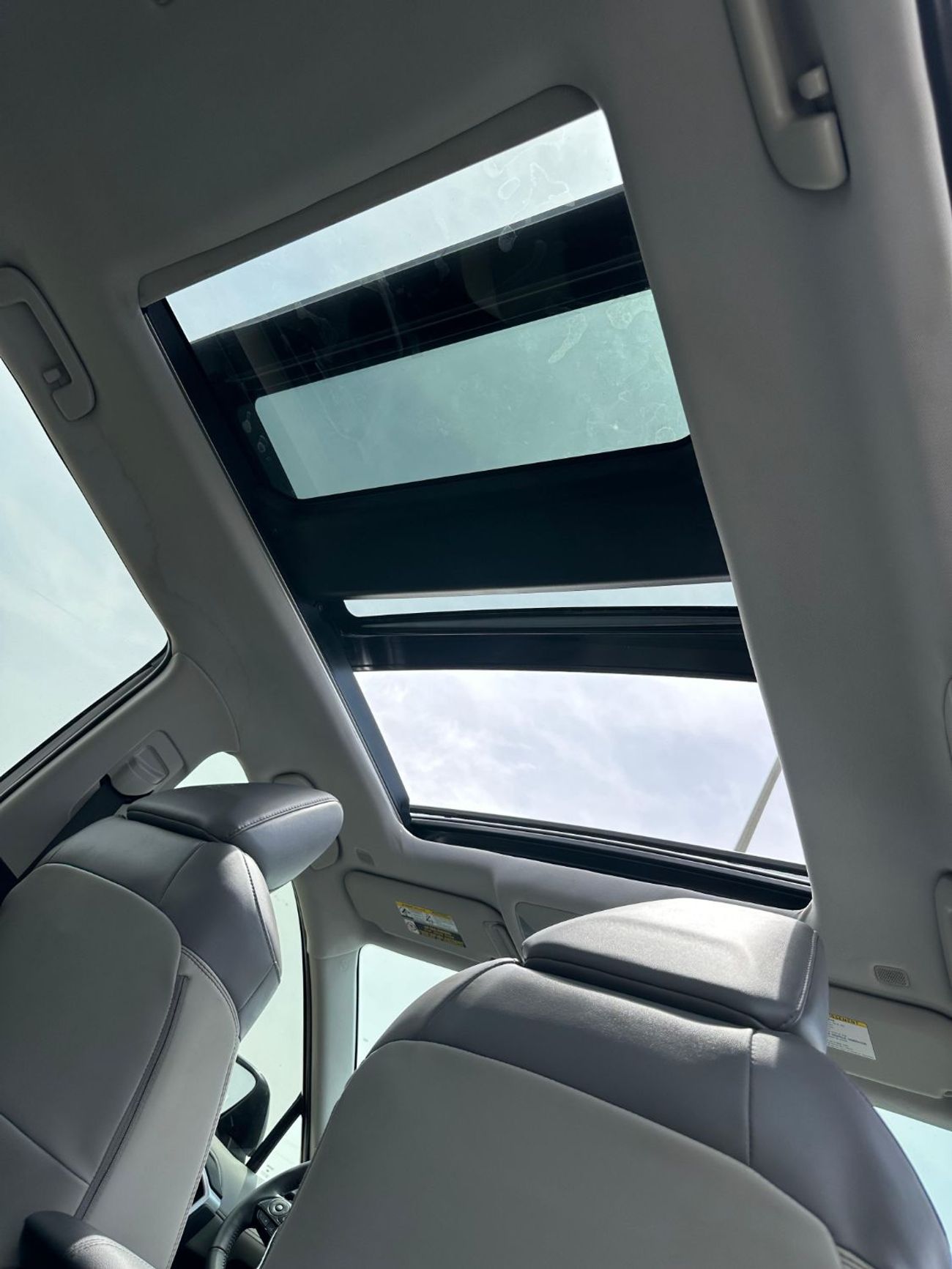 تويوتا راف ٤ Limited Hybrid 2.5 L | Panoramic | 360 Camera | full option 2024