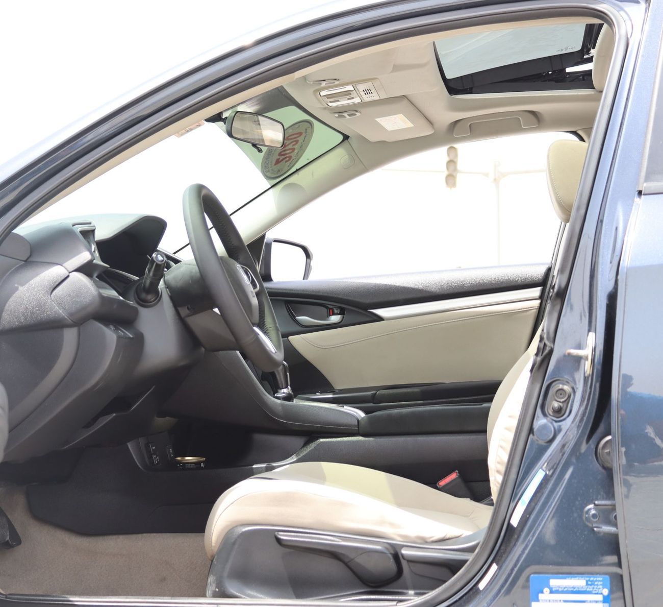 Honda Civic DX 1.6L Honda CIVIC - 2020 - GCC- Full Option, accident-free, with a 1.6L, low mileage, in excellent