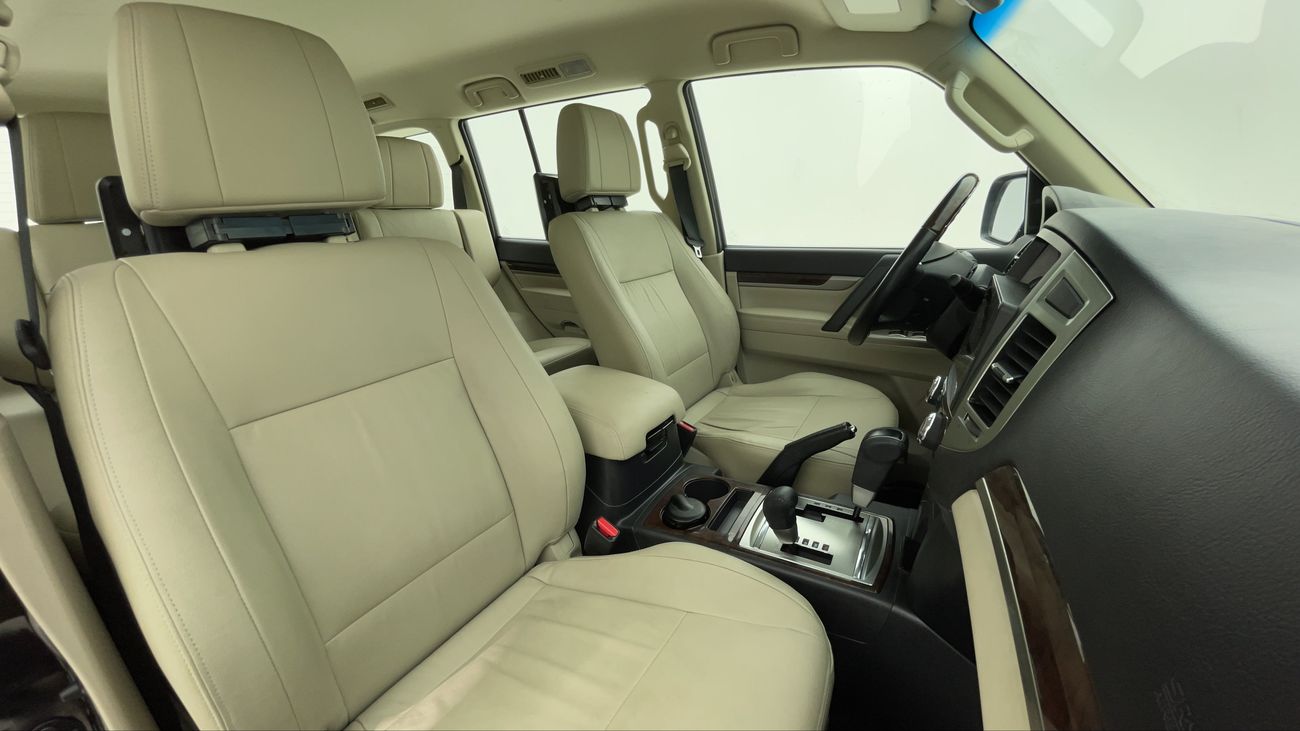 Mitsubishi Pajero GLS HIGHLINE 3.8 | Zero Down Payment | Free Home Test Drive