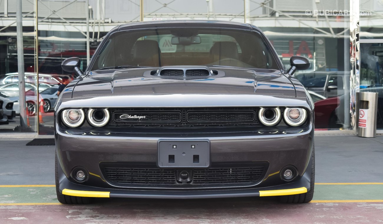 Dodge Challenger Shaker 2019, 392 HEMI, 6.4-V8 GCC, 0km w/ 3 Years or 100,000km Warranty