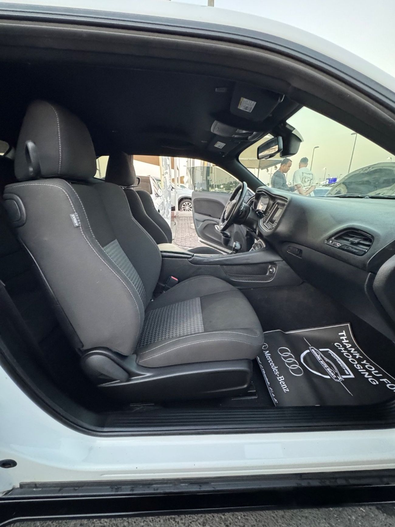 Dodge Challenger SXT Plus 3.6L