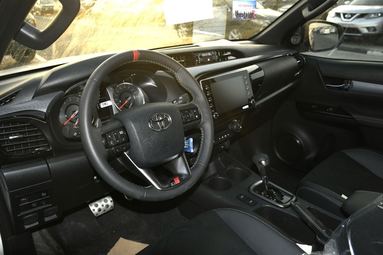 Toyota Hilux 4.0L GR Sport Rally Edition Full Option Saudi Spec ( Ready Stock)