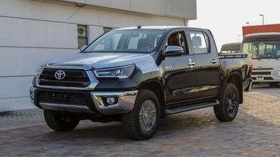 Toyota Hilux SGLX HILUX GLX 2.7L AT PETROL 2024