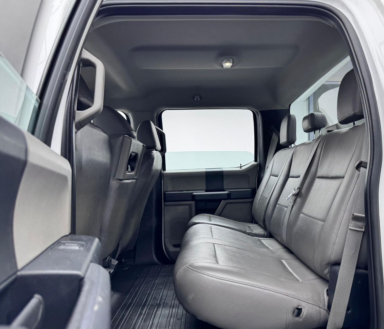 فورد F 150 2020 Ford F150LX, Aug 2025 Ford Warranty + Service Contract, Excellent Condition, Low Kms, GCC