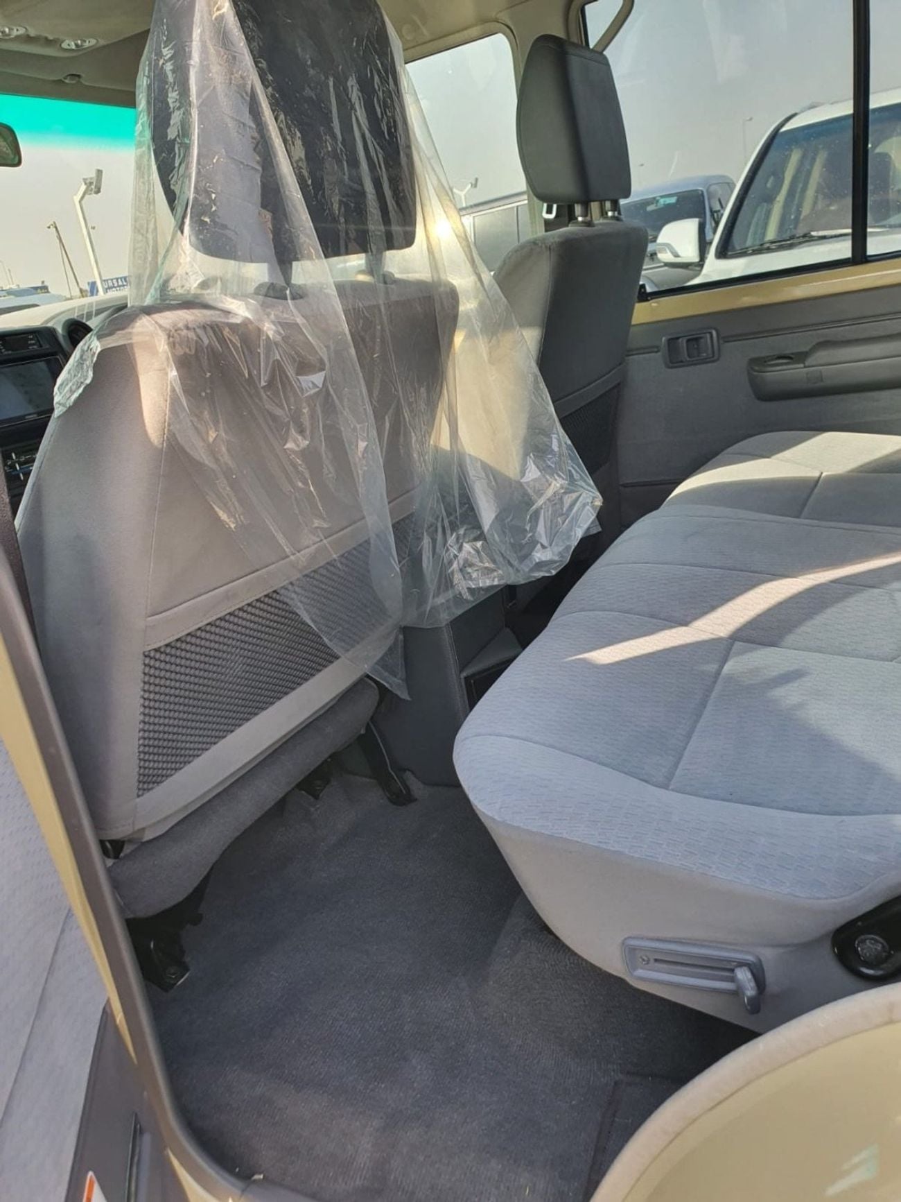 تويوتا لاند كروزر بيك آب Toyota Land Cruiser  79 Series Pickup – Full Specifications  Model: Toyota Land Cruiser 79 Series Do