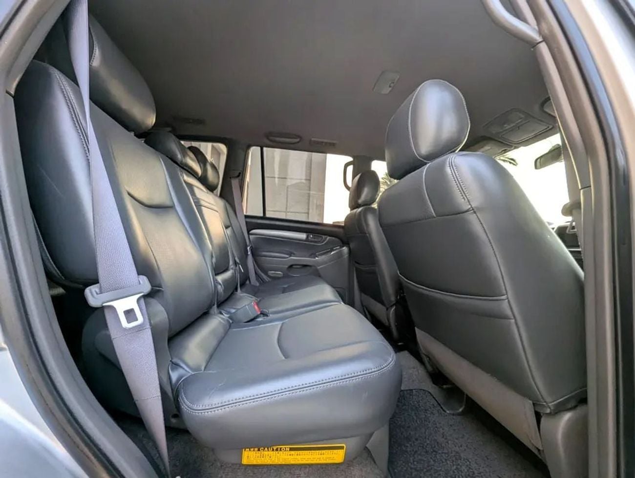 Toyota Prado GX GCC Specs V4 2.7L Interior and Exterior Excellent Condition
