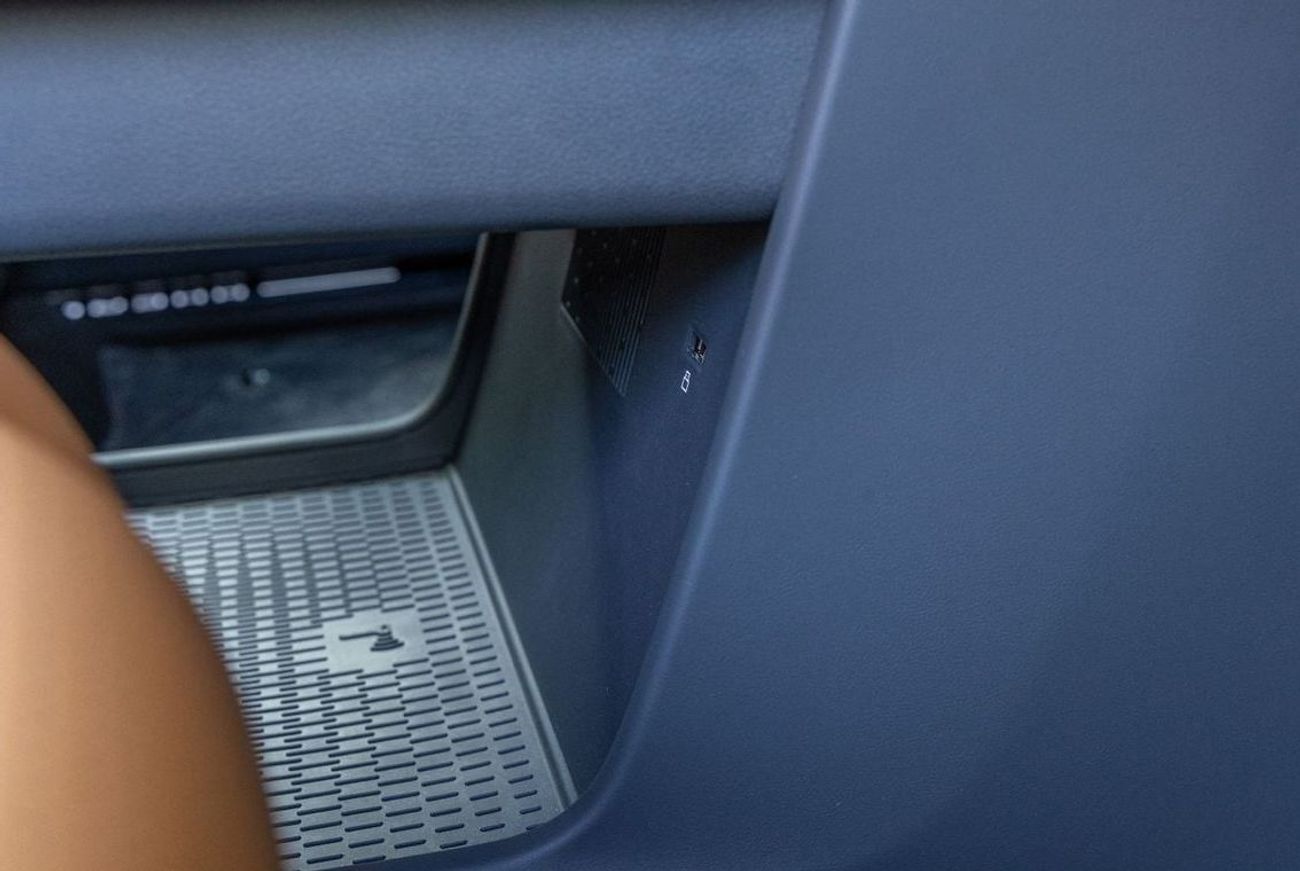 دونج فينج إم هيرو 917 Dongfeng M-Hero 917 REV - GCC Specs - 2025 New (Export)