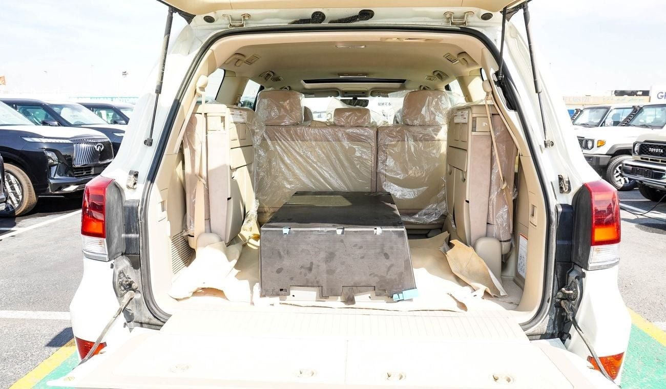 Toyota Land Cruiser GXR V8 Grand Touring