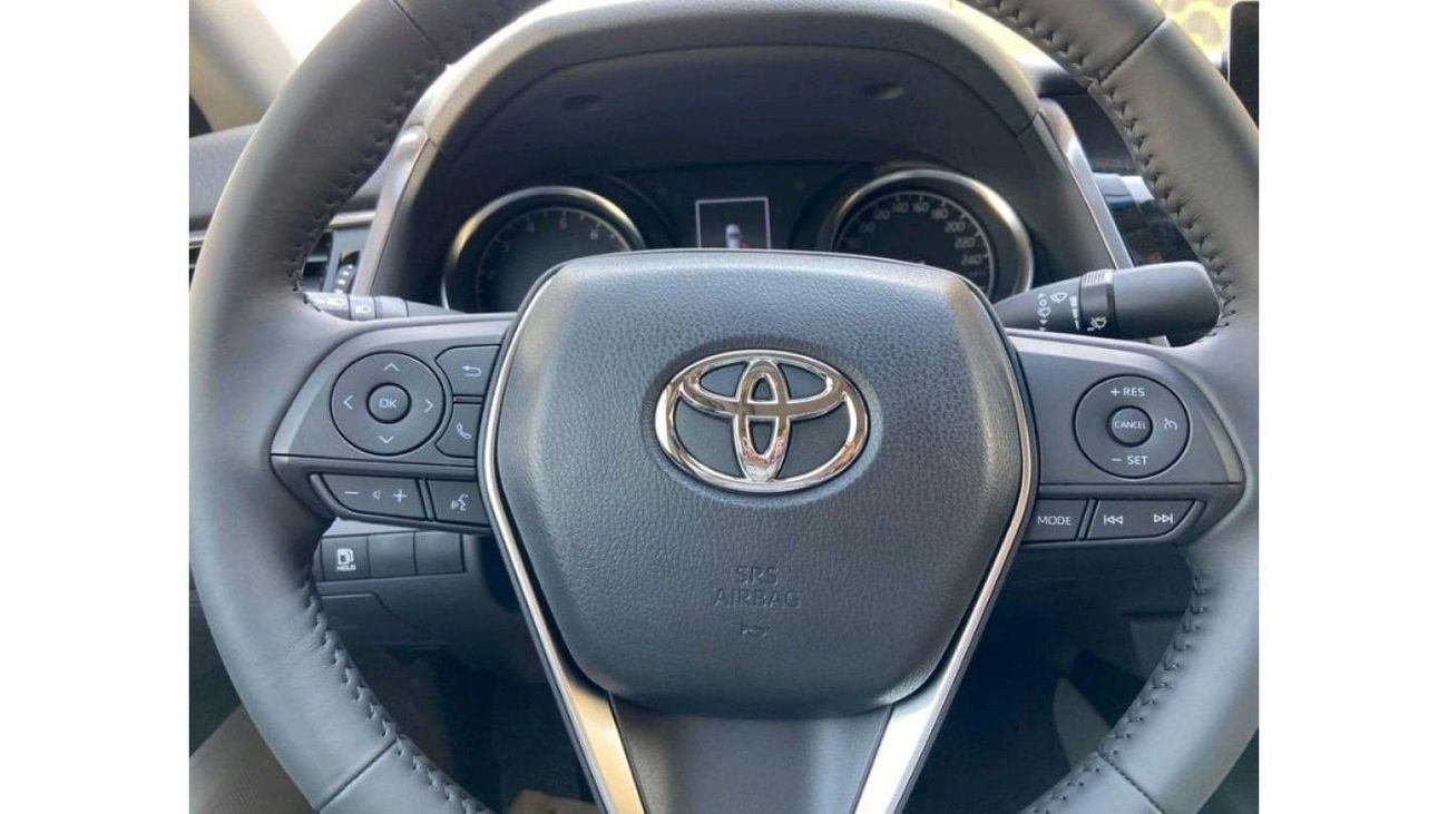 Toyota Camry TOYOTA CAMRY 2.5L GLE PERTOL FULL OPTION