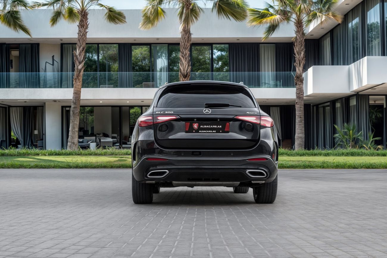 Mercedes-Benz GLC 300 2,938 P.M | 0% Downpayment | GLC 300 AMG | FULL SERVICE HISTORY!