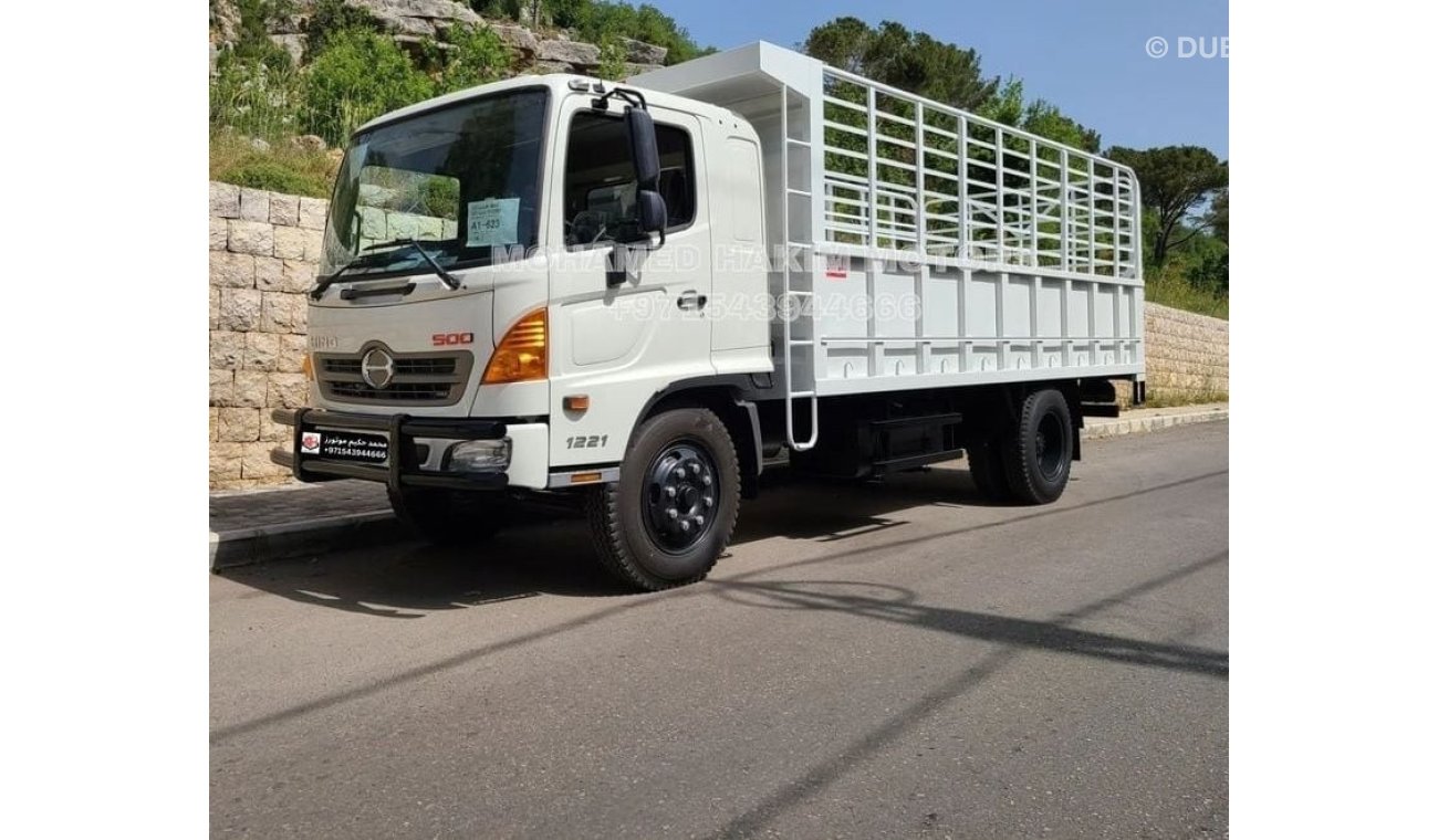 Hino 500 HINO 500 SERIES 1221 with Big Cargo Box 5.8 Tons Diesel manual Zero KM