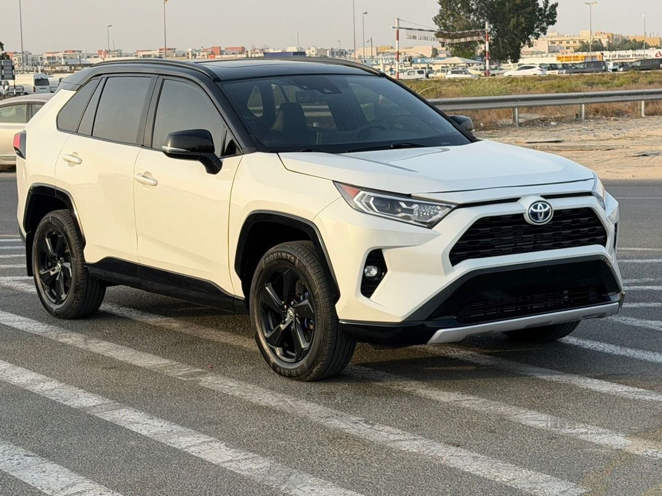 تويوتا راف ٤ 2019 TOYOTA RAV4 XSE Hybrid 4x4 2.5L