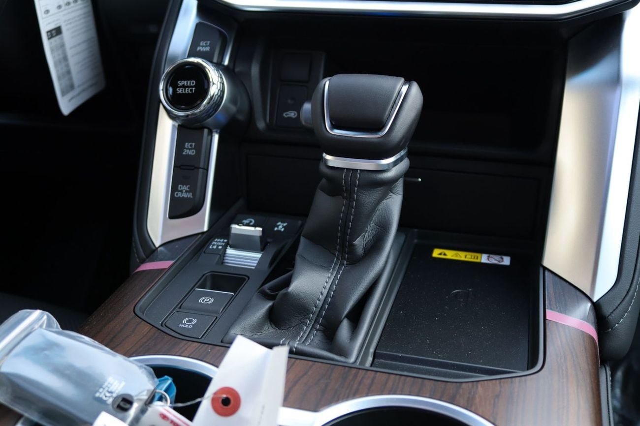 Toyota Land Cruiser LAND CRUISER 4.0 V6 GXR-HIGH RADAR  **EXPORT ONLY**التصدير فقط خارج الخليج***
