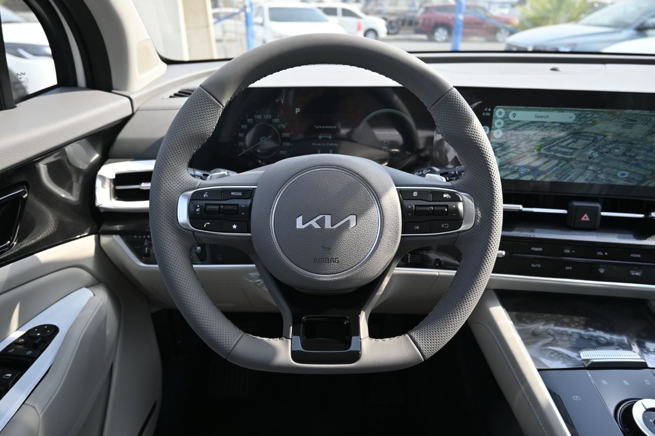 Kia Sportage DLX L TX 1.5T Kia Sportage L 1.5L Turbo, Petrol Color White, Model 2025