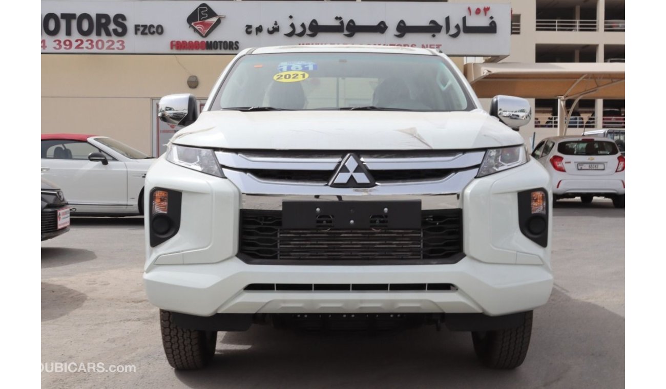 Mitsubishi L200 TRITON 2.4 liter diesel full option 4x4