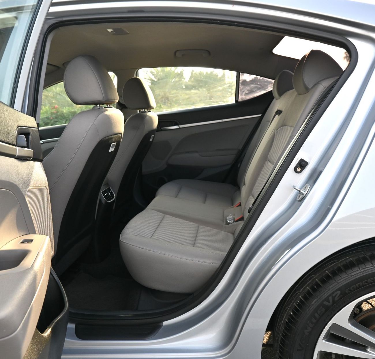 هيونداي إلانترا هيونداي النترا 2020 خليجي بحالة ممتازة بدون حوادث